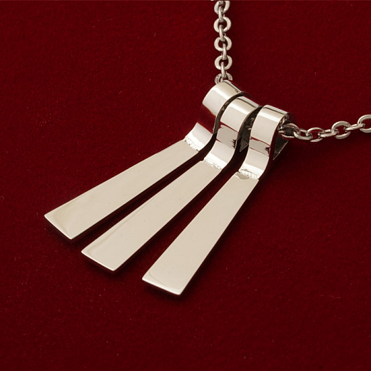 Halskette aus Chirurgenstahl Family Pin Variante 3